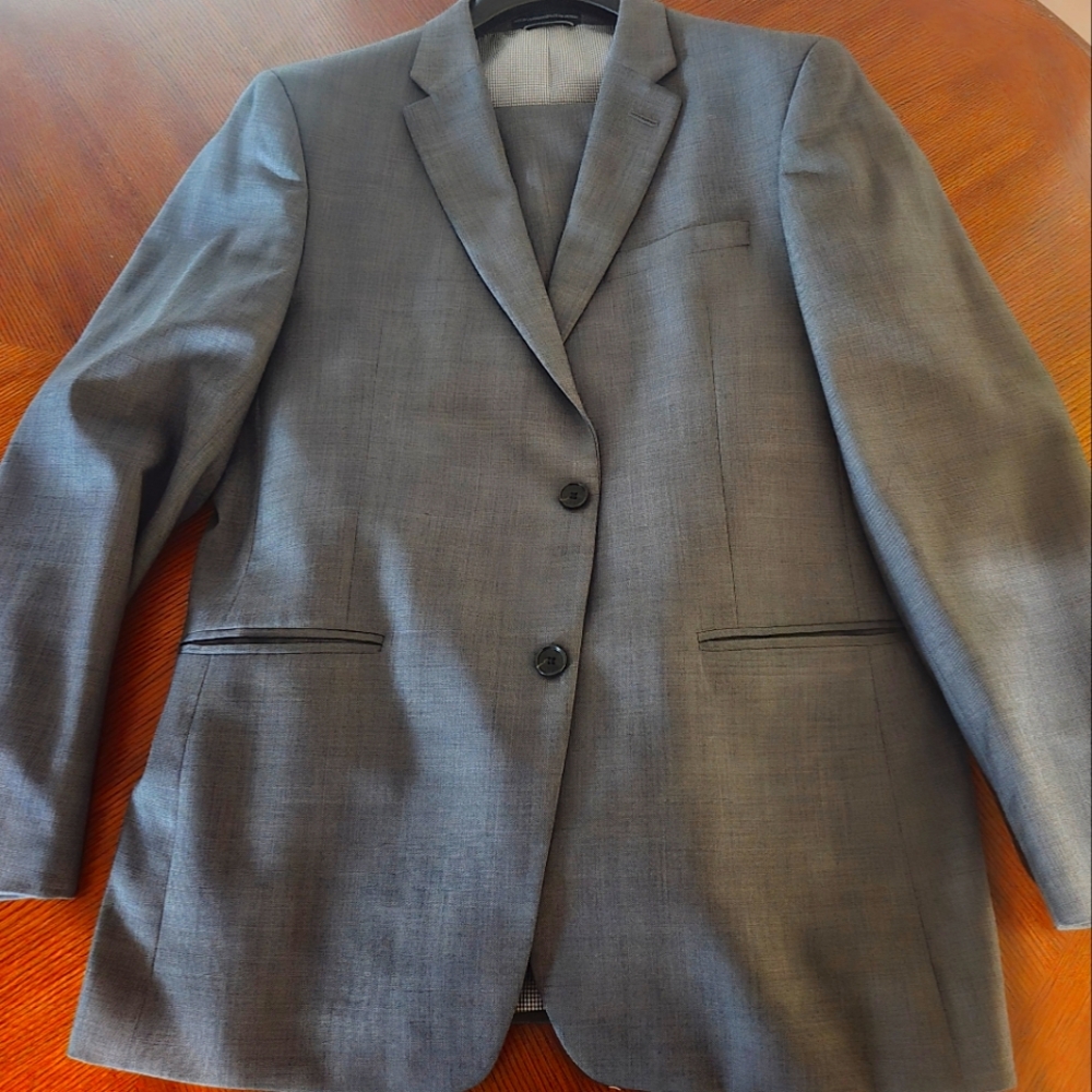 Tommy Hilfiger Suit 100% Wool Grey 42
